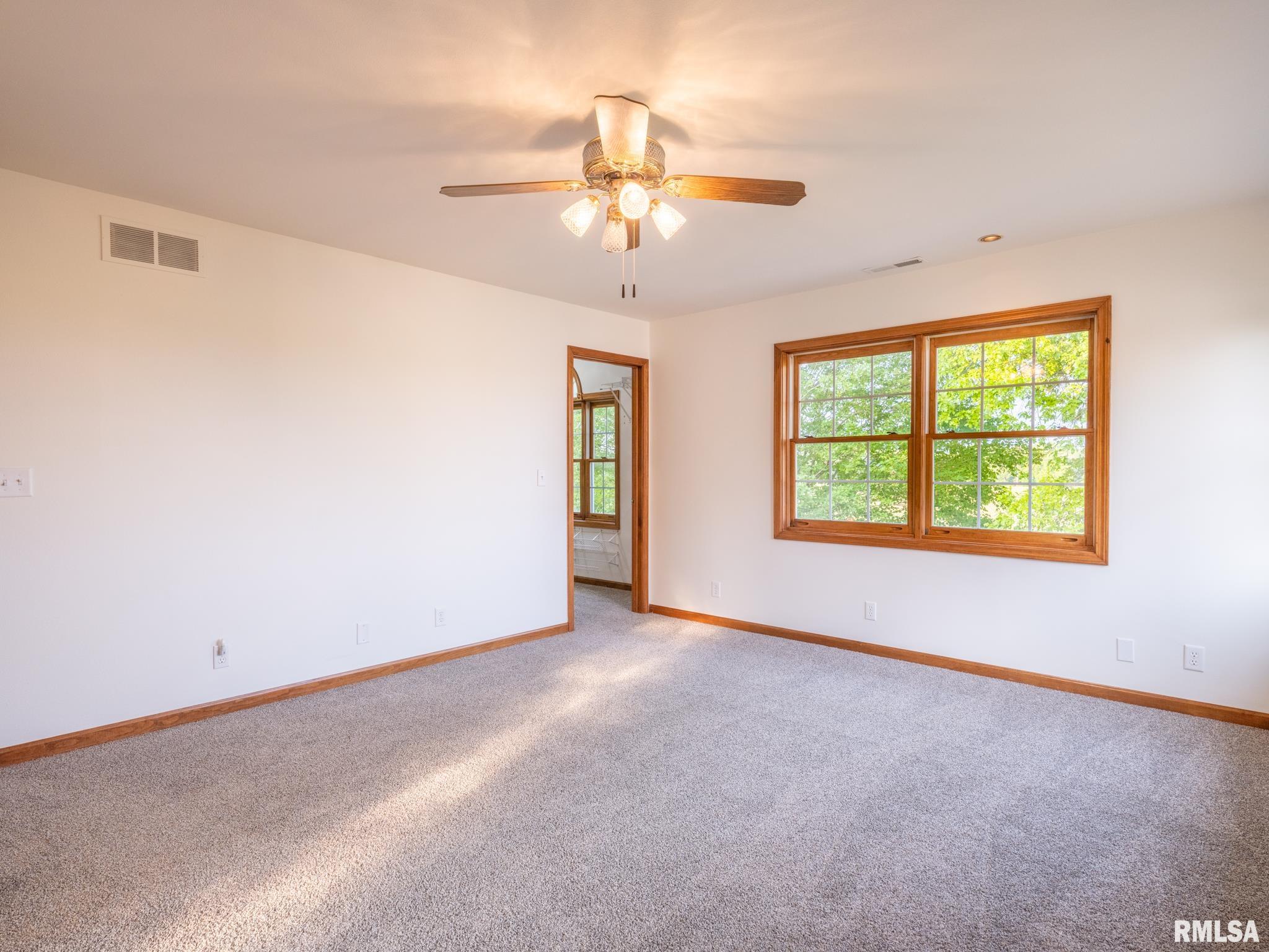 1425 California Road Pekin, IL 61554 - Photo 28 of 60 Gallery Image 28