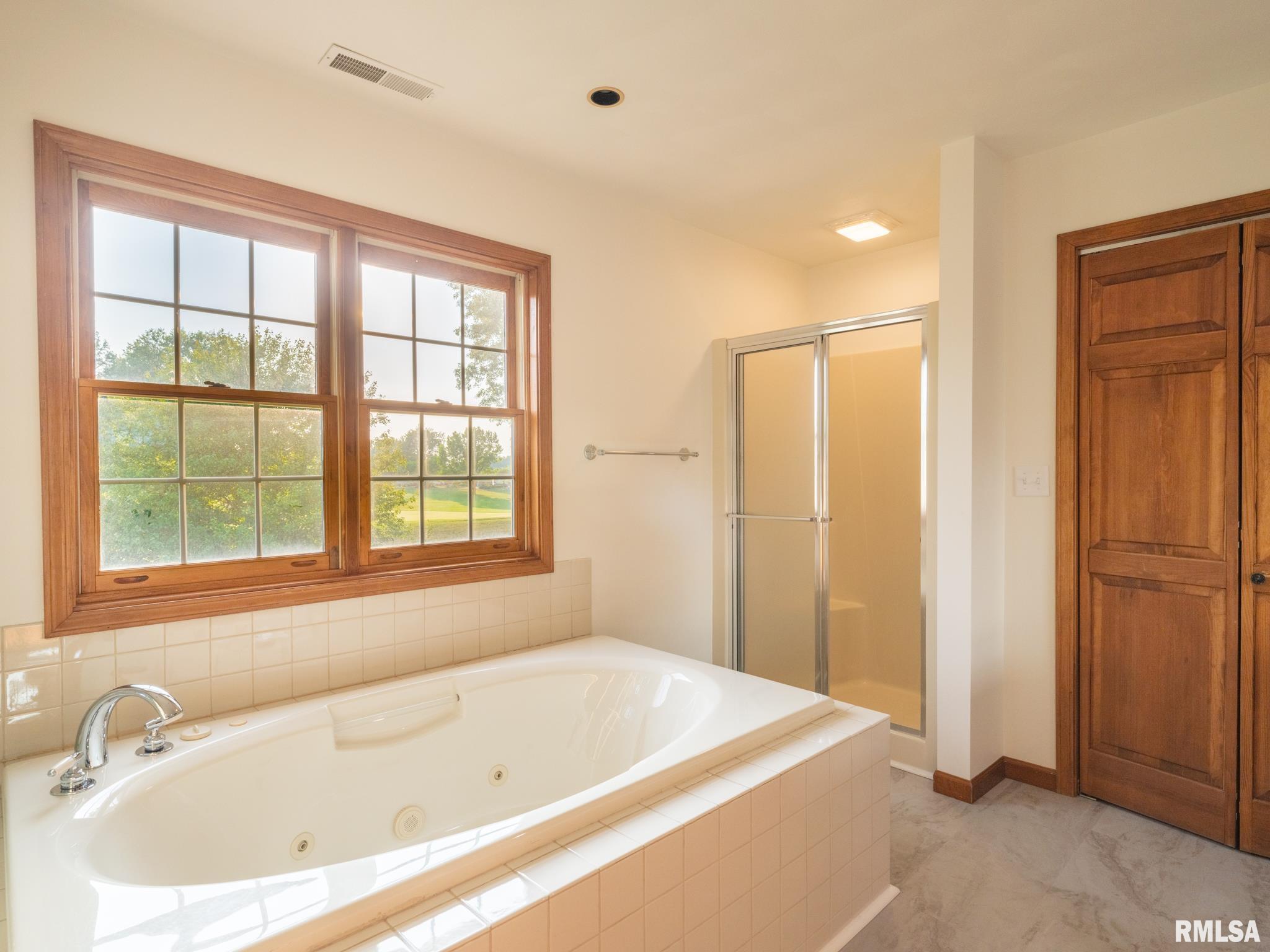 1425 California Road Pekin, IL 61554 - Photo 31 of 60 Gallery Image 31