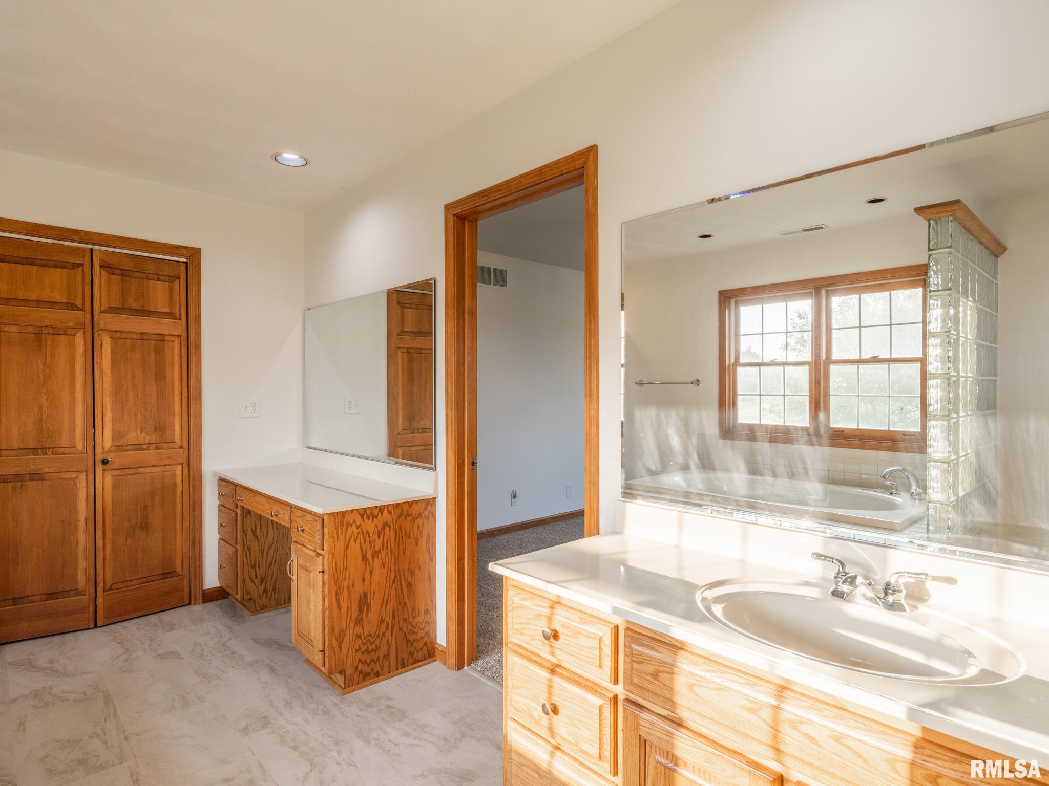 1425 California Road Pekin, IL 61554 - Photo 33 of 60 Gallery Image 33