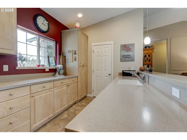 $975,000 | 19691 Southeast Semple Road, Damascus, OR 97089