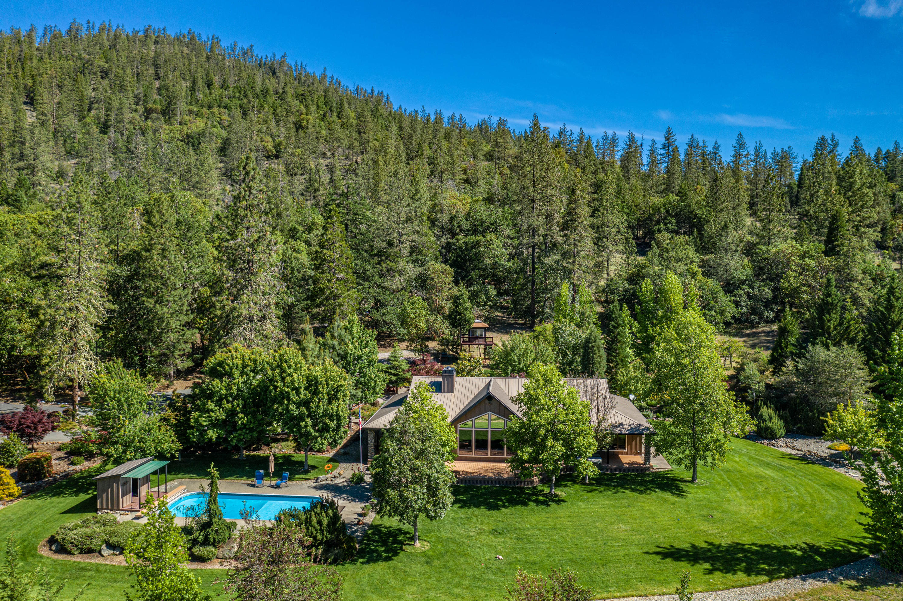 355 Naturescape Road Grants Pass, OR 97527 - Photo 1 of 59 Main