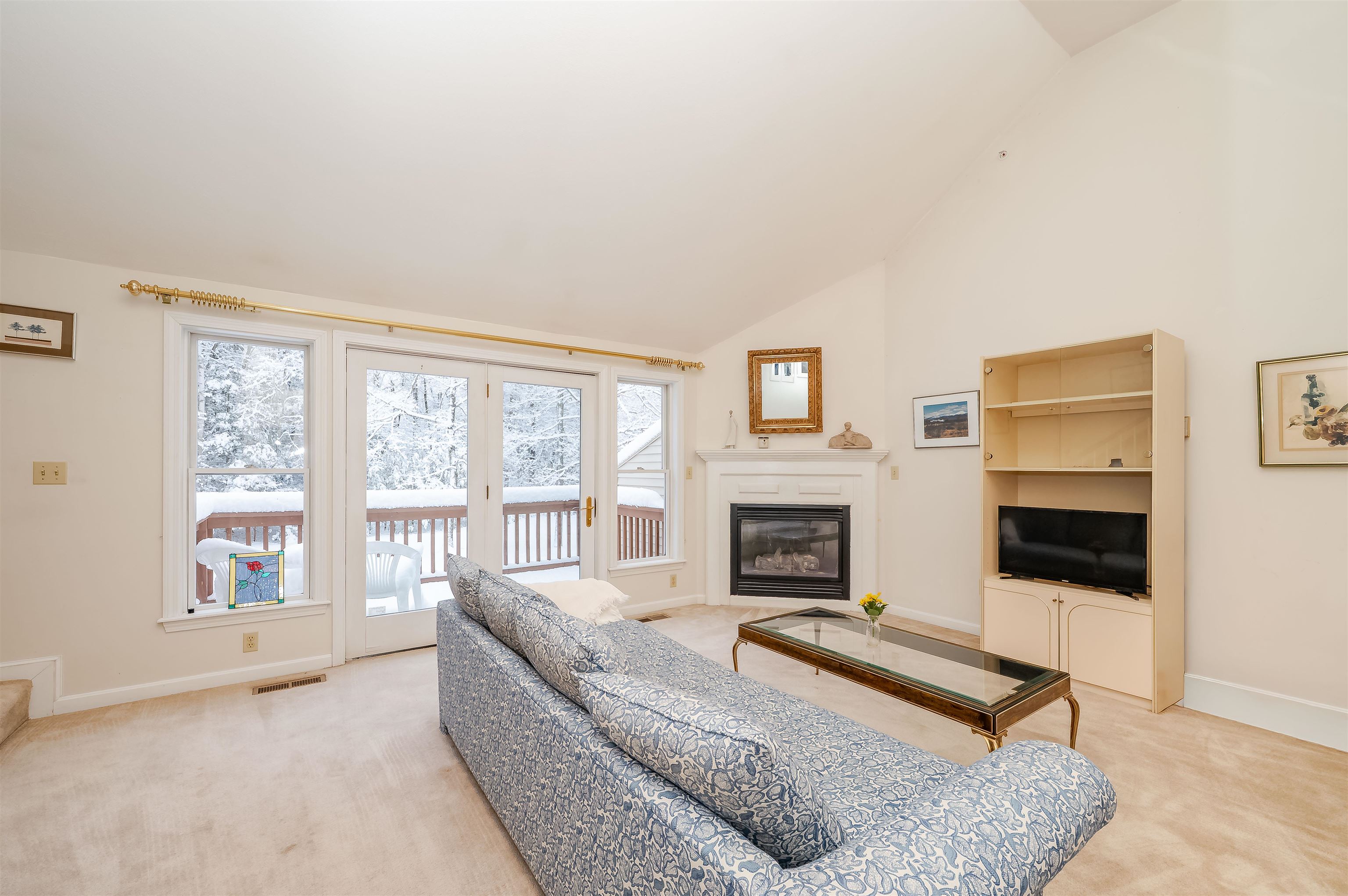 8 Coles Way Atkinson, NH 03811 - Photo 15 of 45