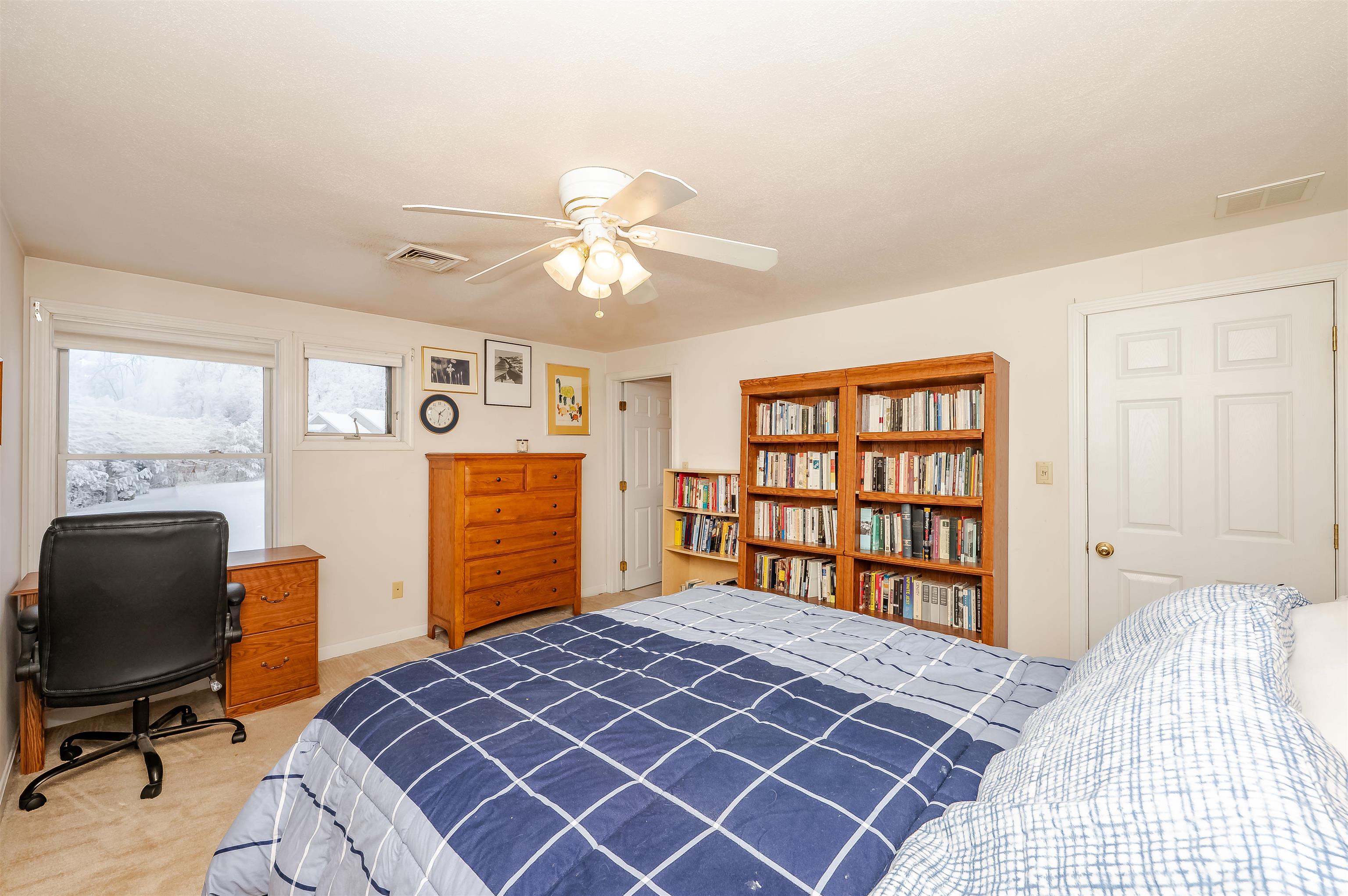 8 Coles Way Atkinson, NH 03811 - Photo 28 of 45