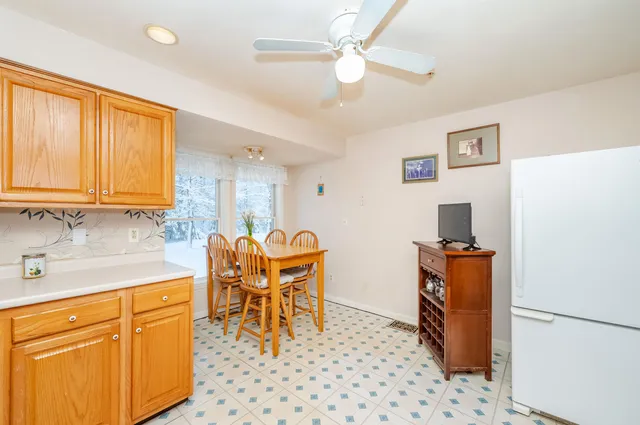 $425,000 | 8 Coles Way, Atkinson, NH 03811