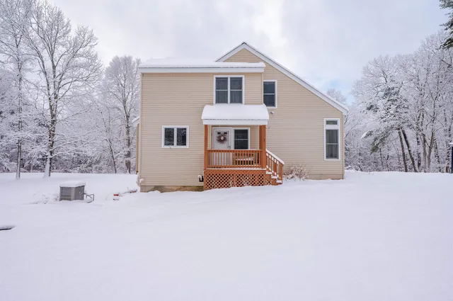 $425,000 | 8 Coles Way, Atkinson, NH 03811
