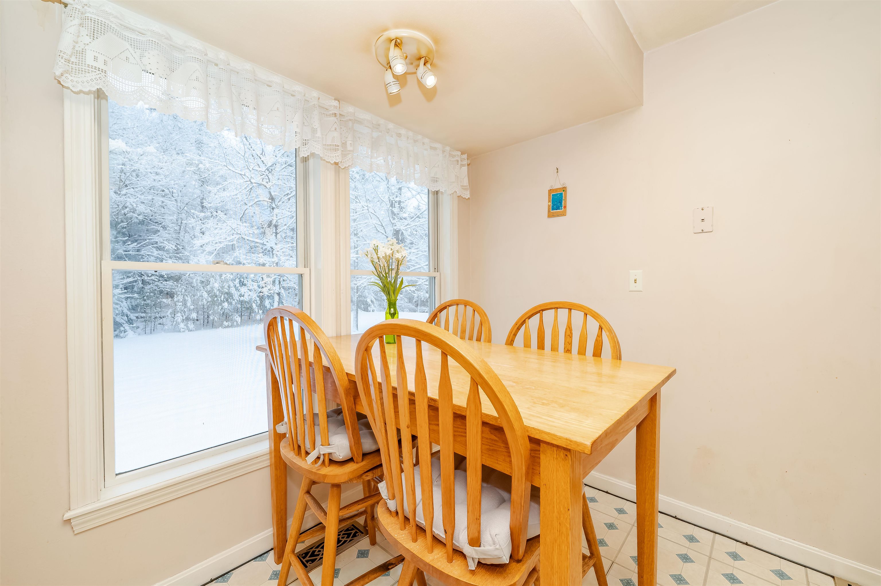 8 Coles Way Atkinson, NH 03811 - Photo 5 of 45