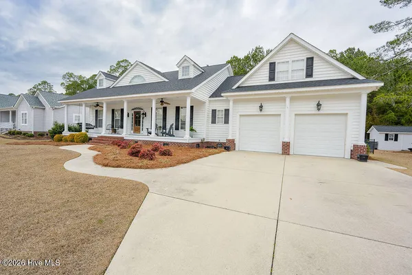 $715,000 | 87 Wrexham Road, Elizabethtown, NC 28337