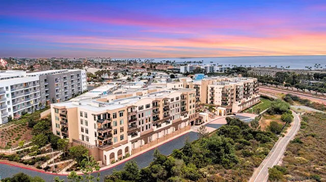 $1,075,000 | 1019 Costa Pacifica Way, Unit 1111, Oceanside, CA 92054