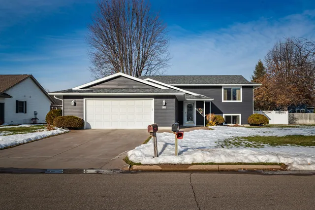 $344,900 | 311 Kenneda Street, Holmen, WI 54636