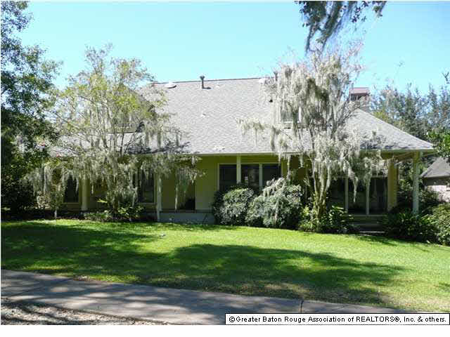 17443 Masters Pointe Court Baton Rouge, LA 70810 - Photo 3 of 16 Gallery Image 3