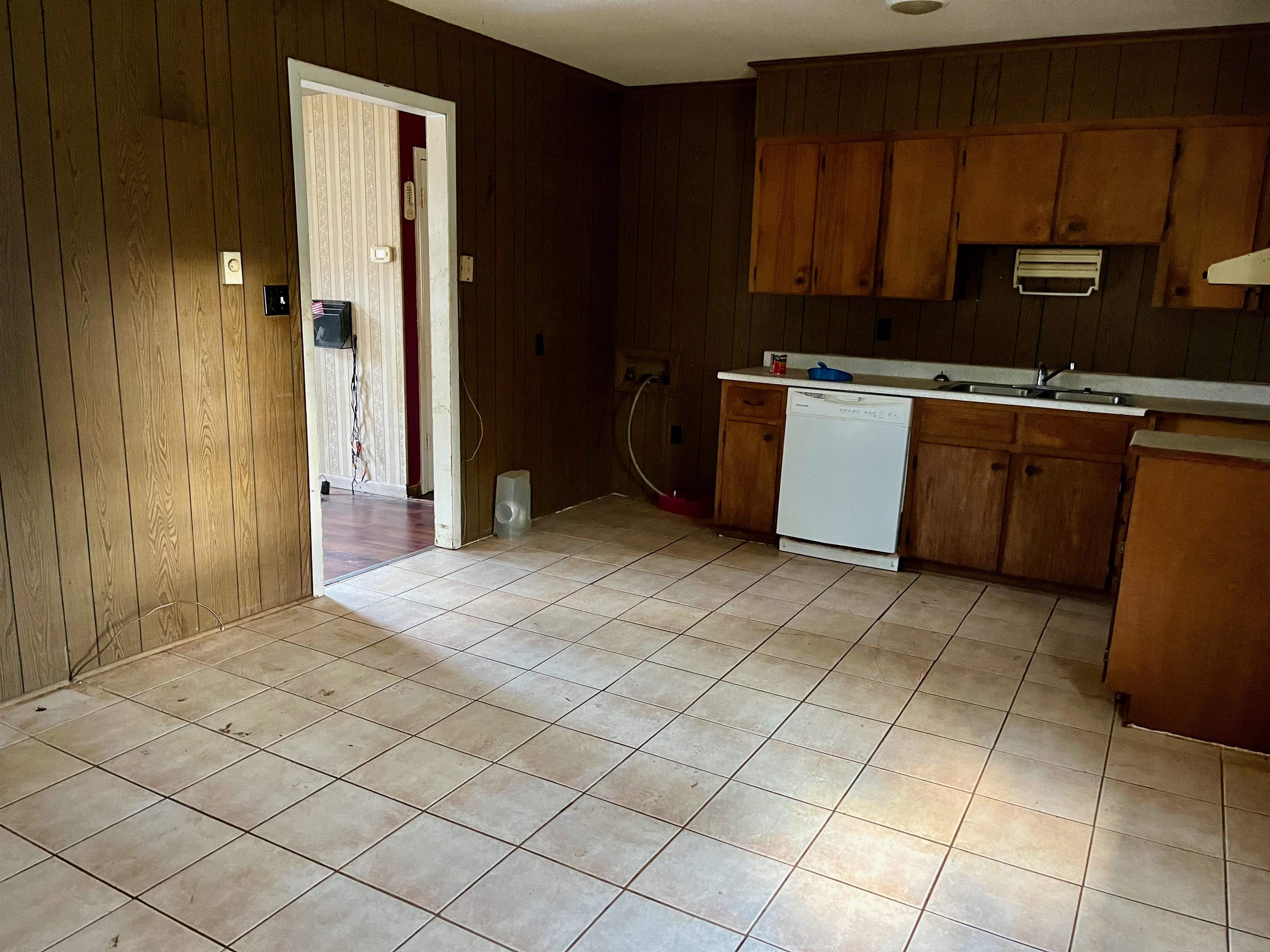 108 State Rd S-42-9793 Greer, SC 29651 - Photo 8 of 20 Gallery Image 8