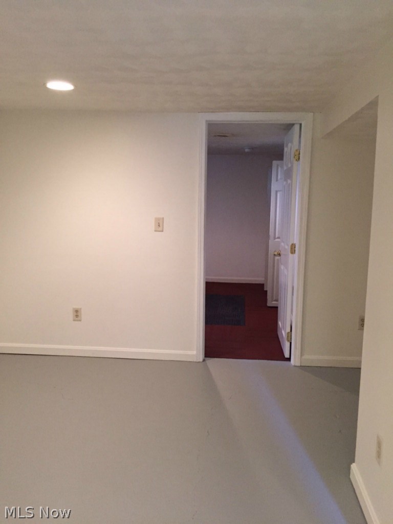 46465 Middle Ridge Road Amherst, OH 44001 - Photo 17 of 25