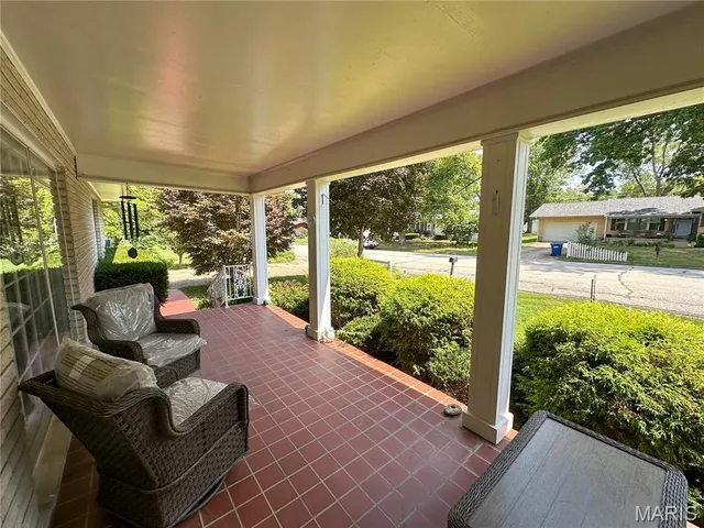 $249,900 | 1403 South Henderson Street, Salem, MO 65560