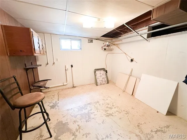 $249,900 | 1403 South Henderson Street, Salem, MO 65560