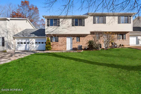 $429,000 | 7 Tracey Court, Howell, NJ 07731