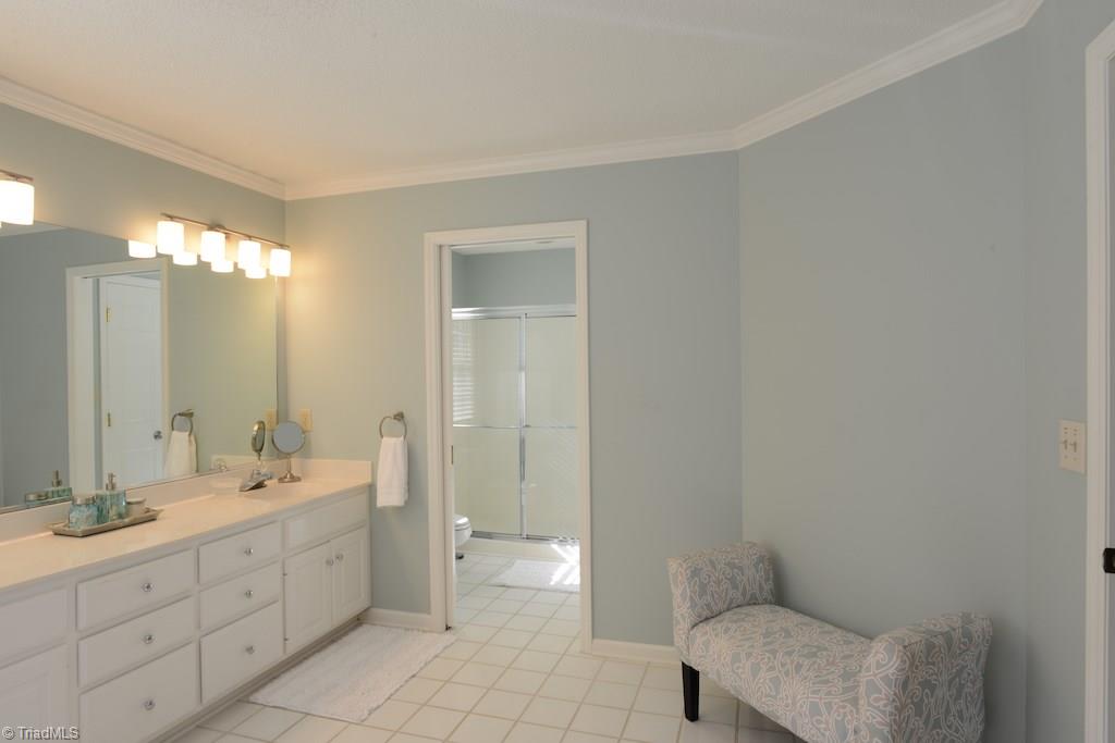 1709 Heathcliff Road High Point, NC 27262 - Photo 18 of 30 Master bath is like a spa!