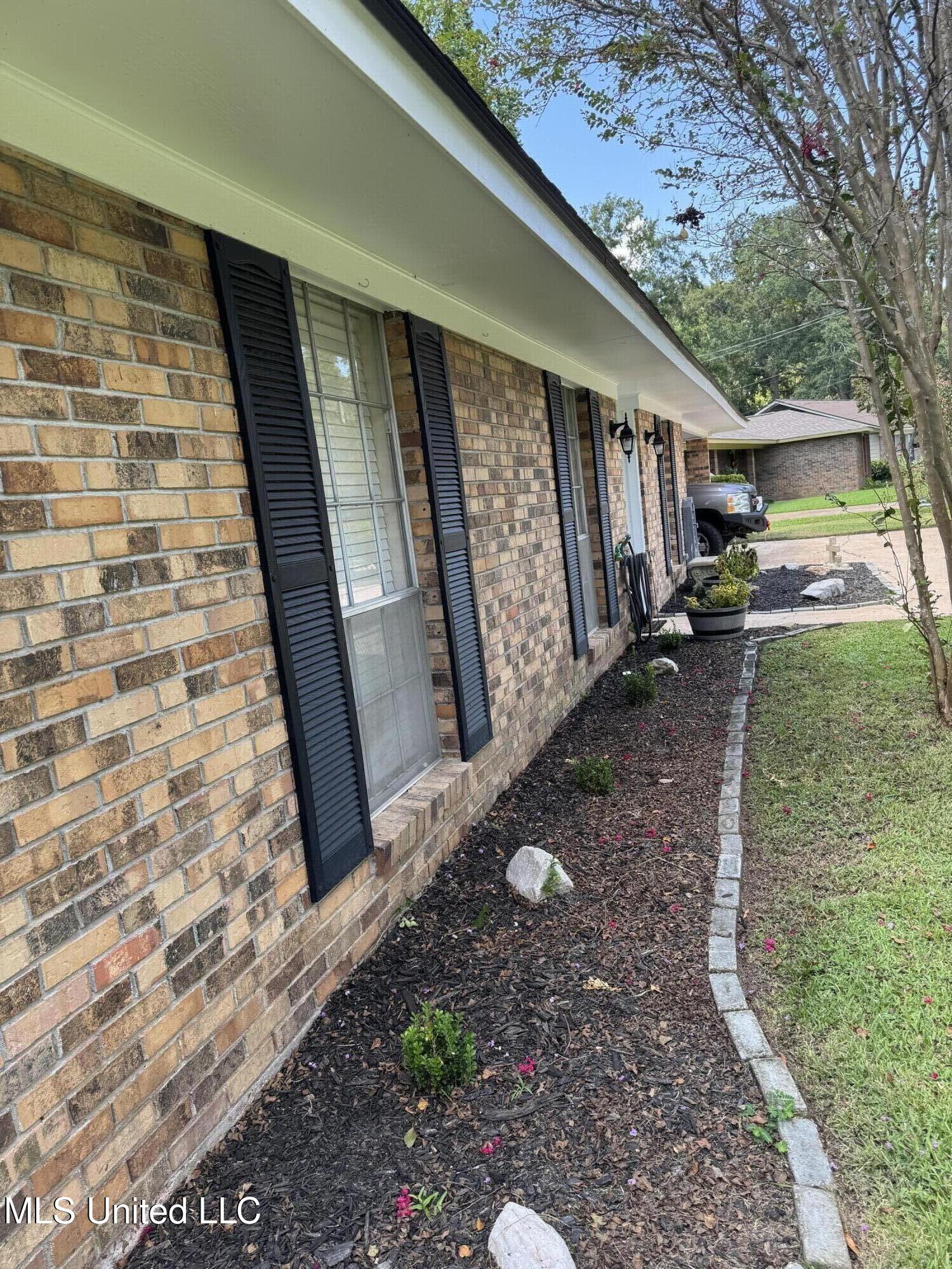 32 Pecan Way Natchez, MS 39120 - Photo 14 of 61 IMG_6838