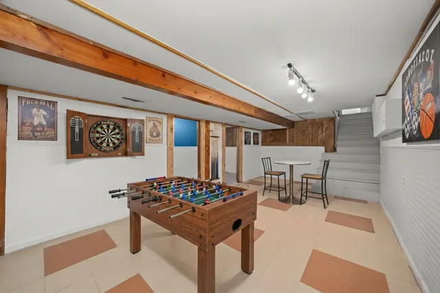 $385,000 | 225 East Francis Road, New Lenox, IL 60451