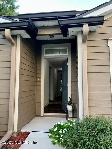 a view of a entryway door of the house
