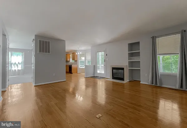 a view of livingroom with window