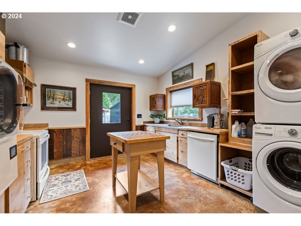 444 Fredrickson Road Woodland, WA 98674 - Photo 15 of 39 Gallery Image 15