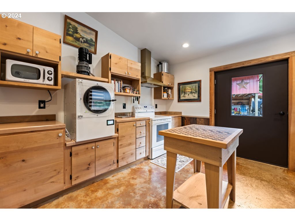 444 Fredrickson Road Woodland, WA 98674 - Photo 16 of 39 Gallery Image 16