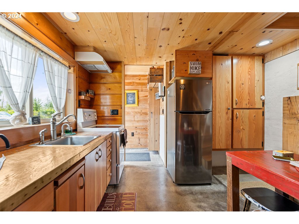 444 Fredrickson Road Woodland, WA 98674 - Photo 28 of 39 Gallery Image 28