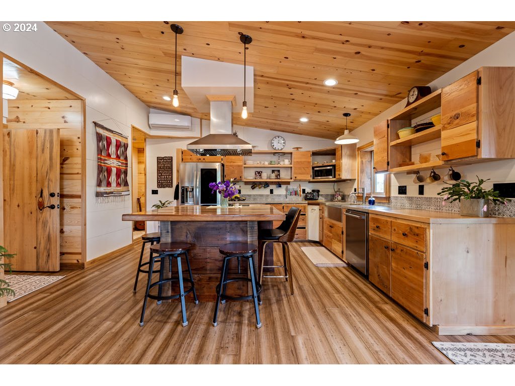444 Fredrickson Road Woodland, WA 98674 - Photo 7 of 39 Gallery Image 7