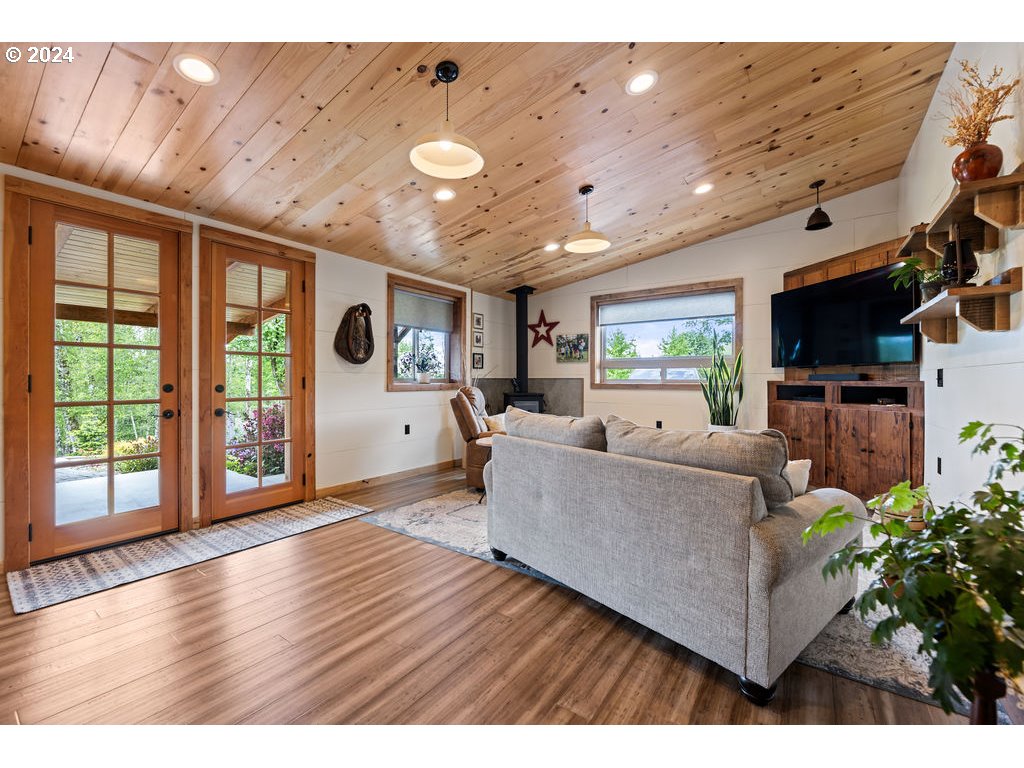 444 Fredrickson Road Woodland, WA 98674 - Photo 10 of 39 Gallery Image 10