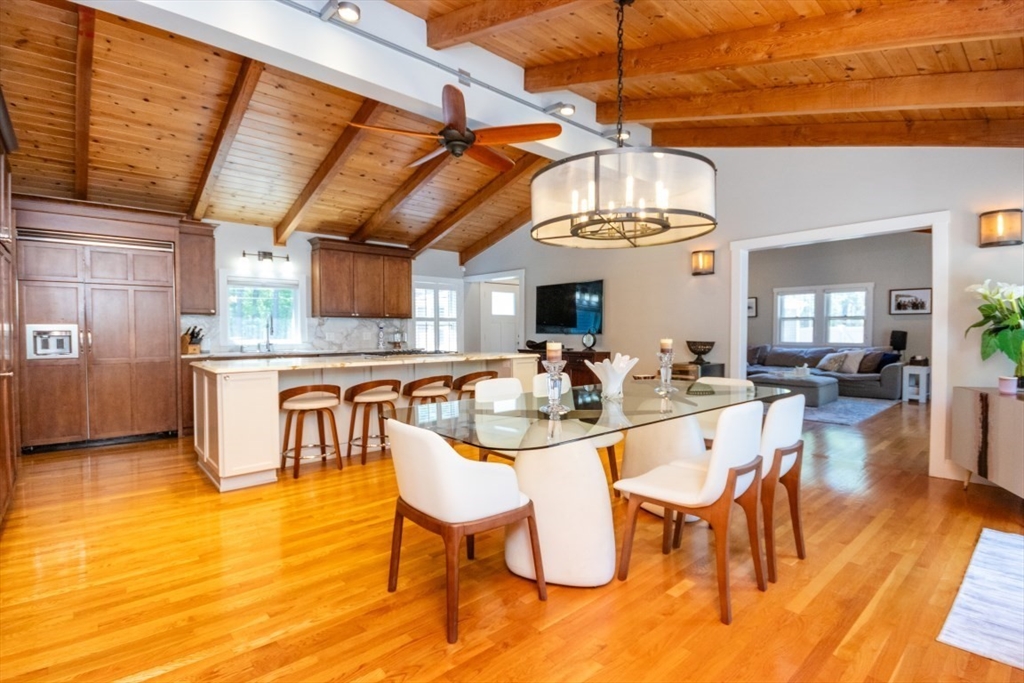 115 Lincoln Road Walpole, MA 02081 - Photo 25 of 41 Gallery Image 25