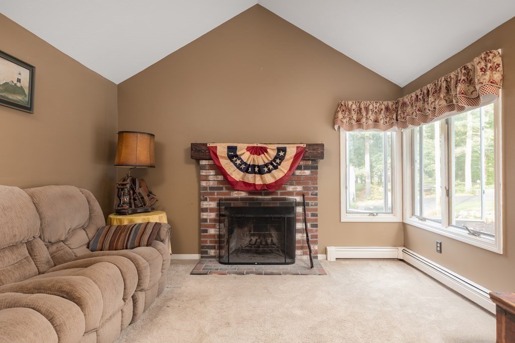1009 Walnut Plain Road Rochester, MA 02770 - Photo 15 of 42