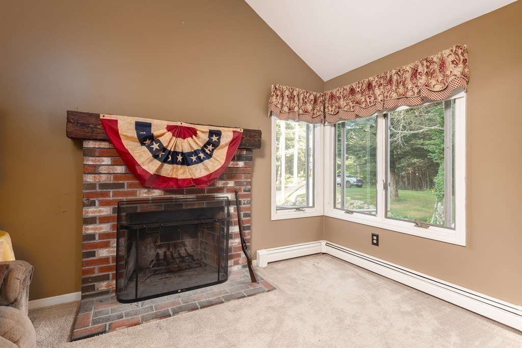 1009 Walnut Plain Road Rochester, MA 02770 - Photo 18 of 42