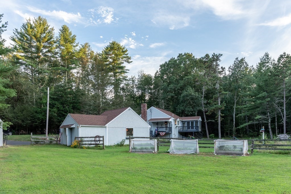 1009 Walnut Plain Road Rochester, MA 02770 - Photo 7 of 42