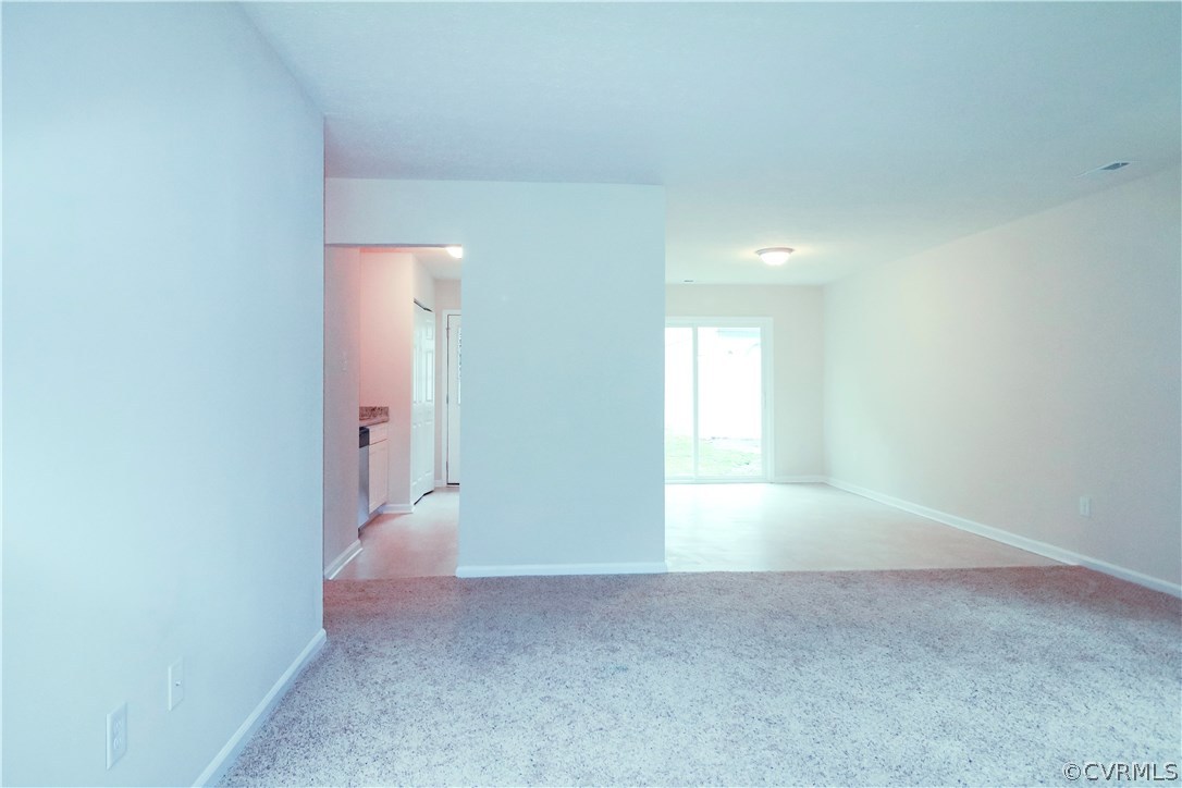 5716 Linda Road Sandston, VA 23150 - Photo 2 of 27 Gallery Image 2