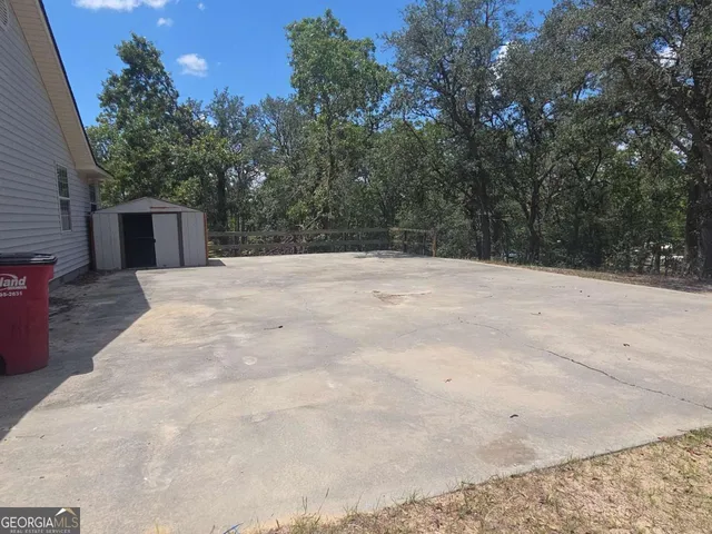 a view of empty room
