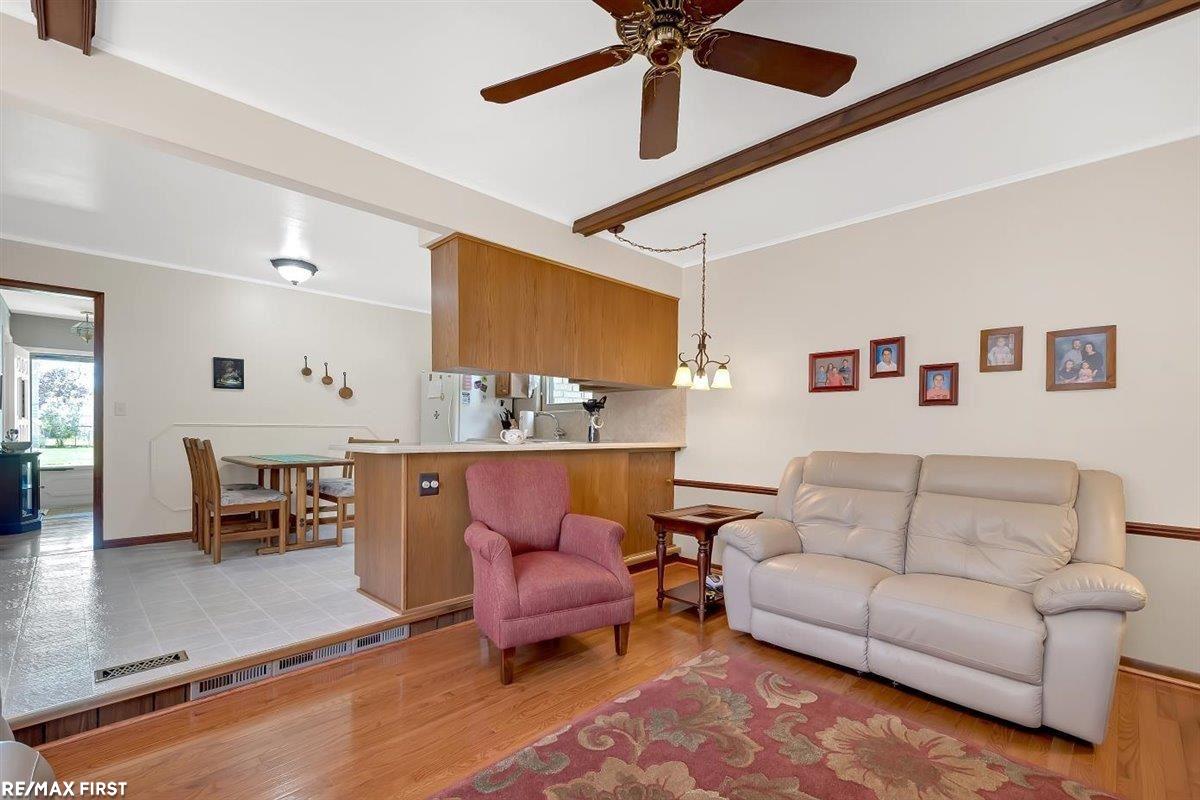 34655 Devonshire Road New Baltimore, MI 48047 - Photo 10 of 21