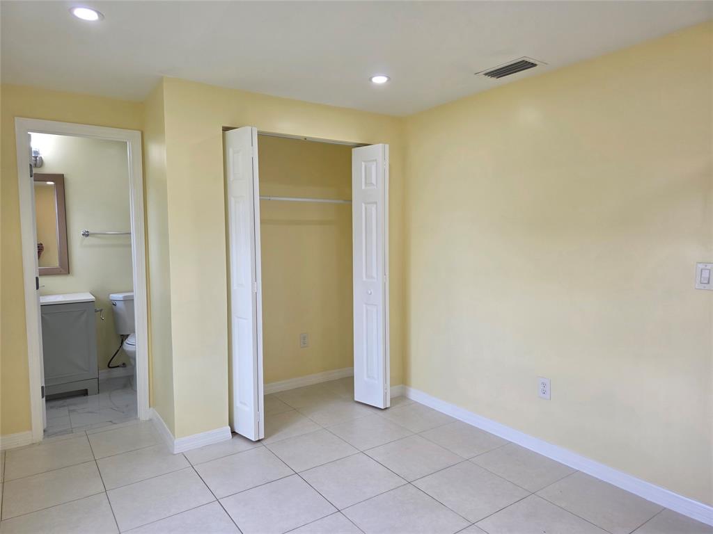 3633 Southeast 20th Terrace Okeechobee, FL 34974 - Photo 13 of 16