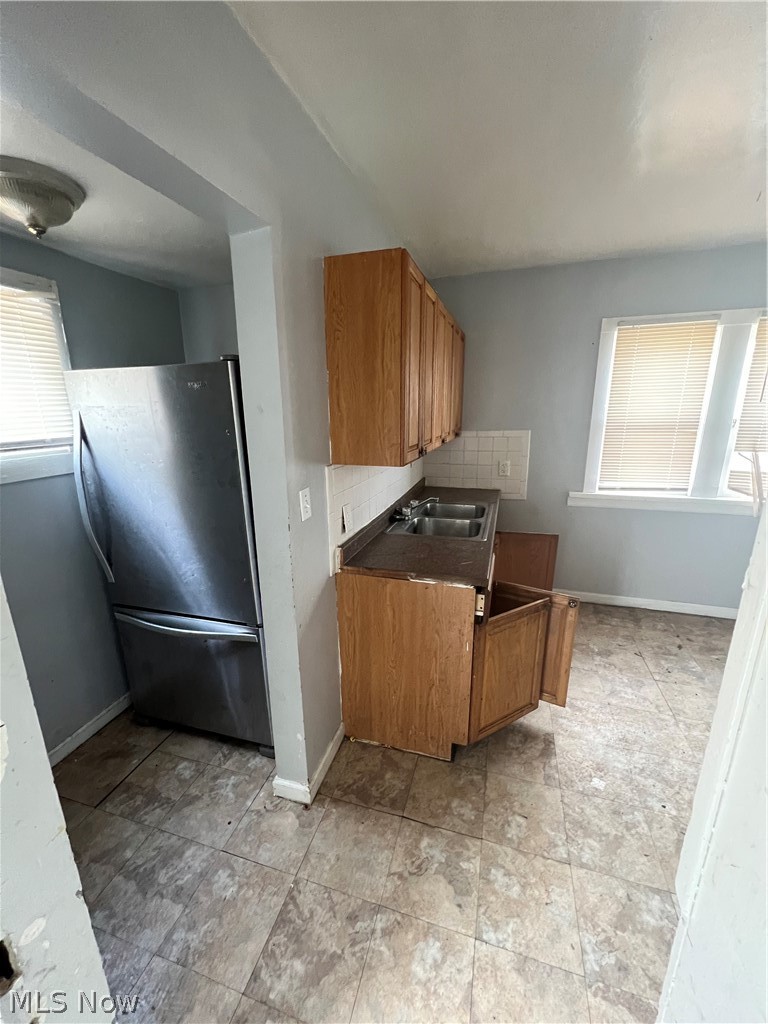 880 Selwyn Road Cleveland Heights, OH 44112 - Photo 9 of 15