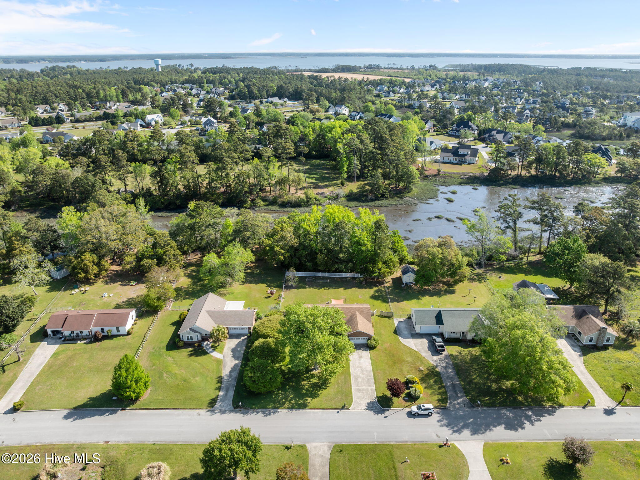 1820 Paulette Road Morehead City, NC 28557 - Photo 38 of 47 13-web-or-mls-1820 Paulette Rd 013