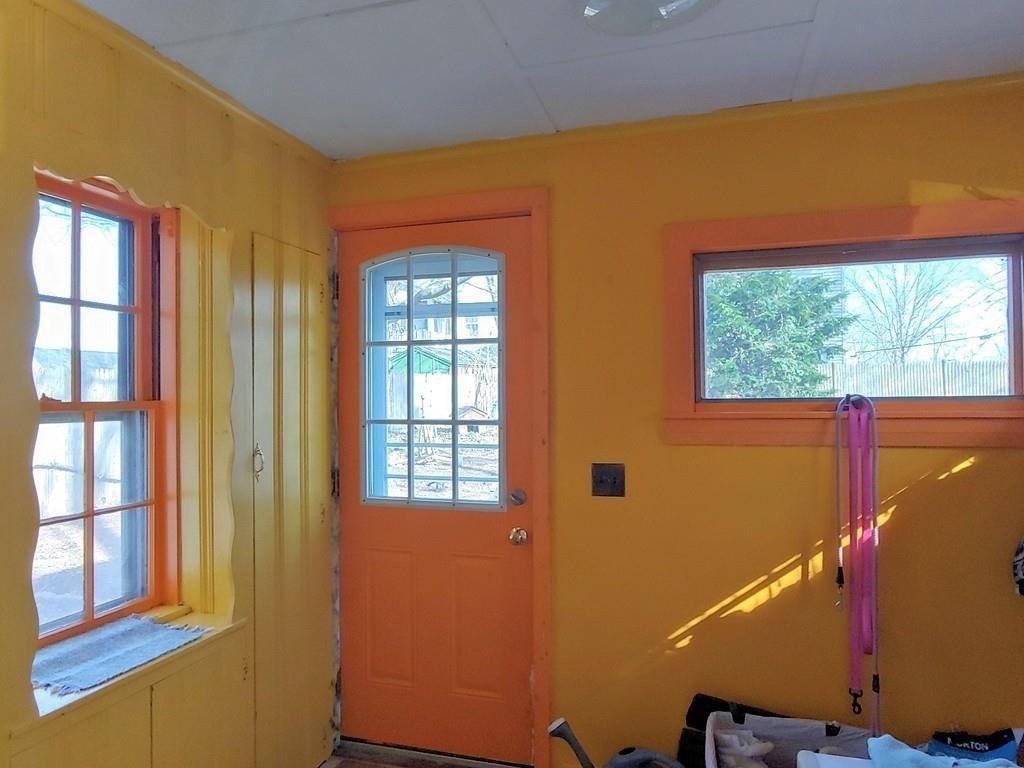 16 Middle Street Georgetown, MA 01833 - Photo 16 of 29 Gallery Image 16