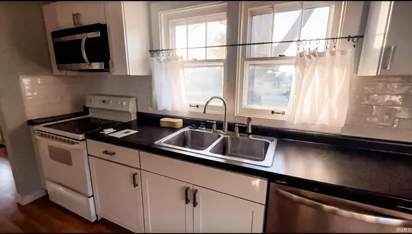 $274,900 | 1340 North St Johns Road, Washington, IN 47501