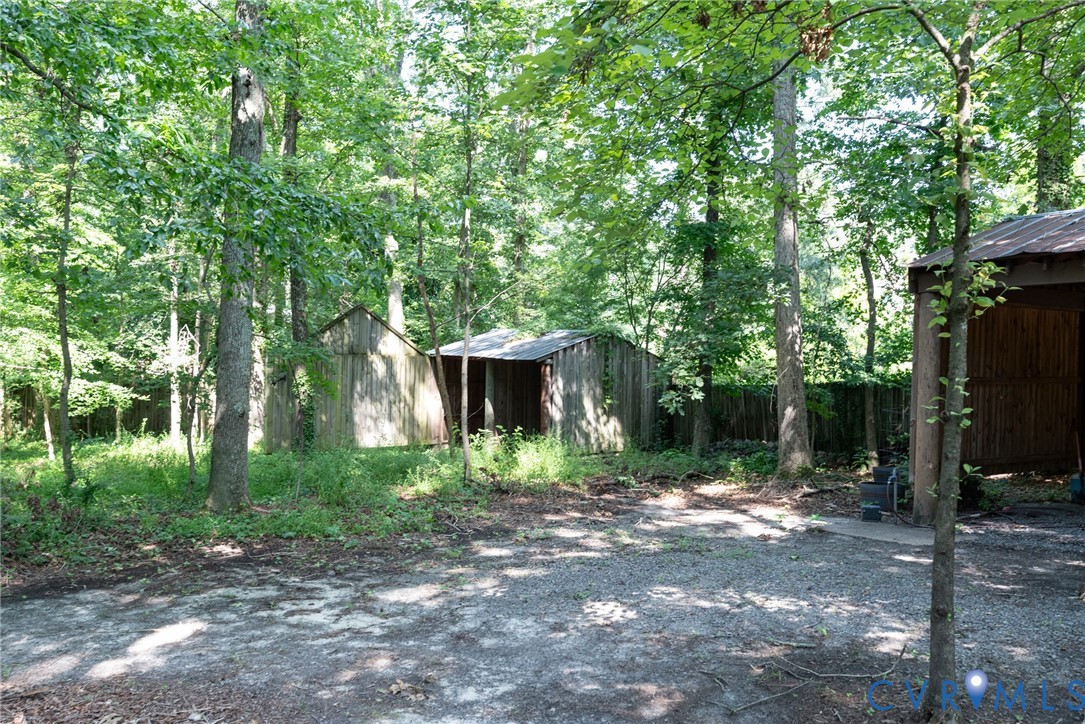 2210 Skipwith Road Richmond, VA 23294 - Photo 31 of 46 Gallery Image 31