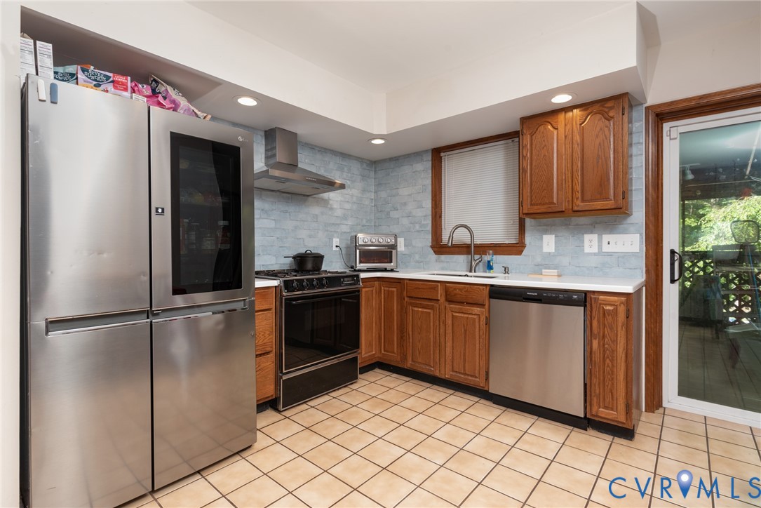 2210 Skipwith Road Richmond, VA 23294 - Photo 9 of 46 Gallery Image 9