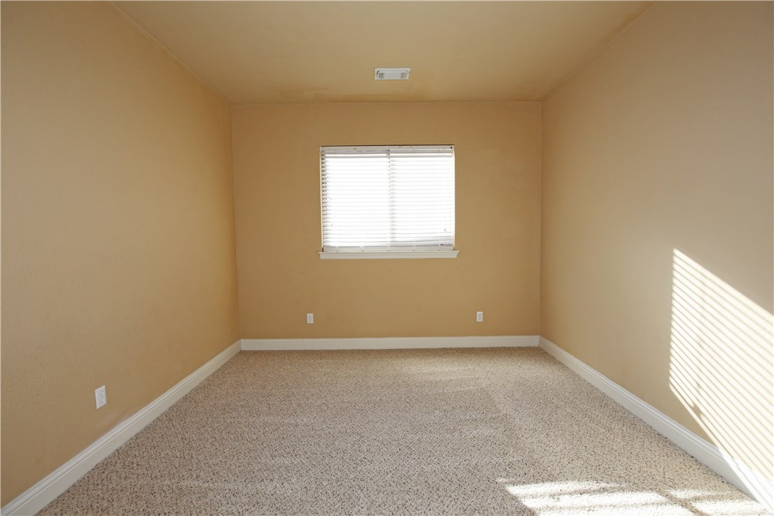 3921 Sapphire Loop Round Rock, TX 78681 - Photo 19 of 24 an empty room with a window