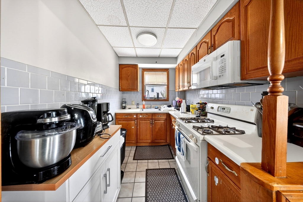 113 Dover Street Fall River, MA 02721 - Photo 21 of 31