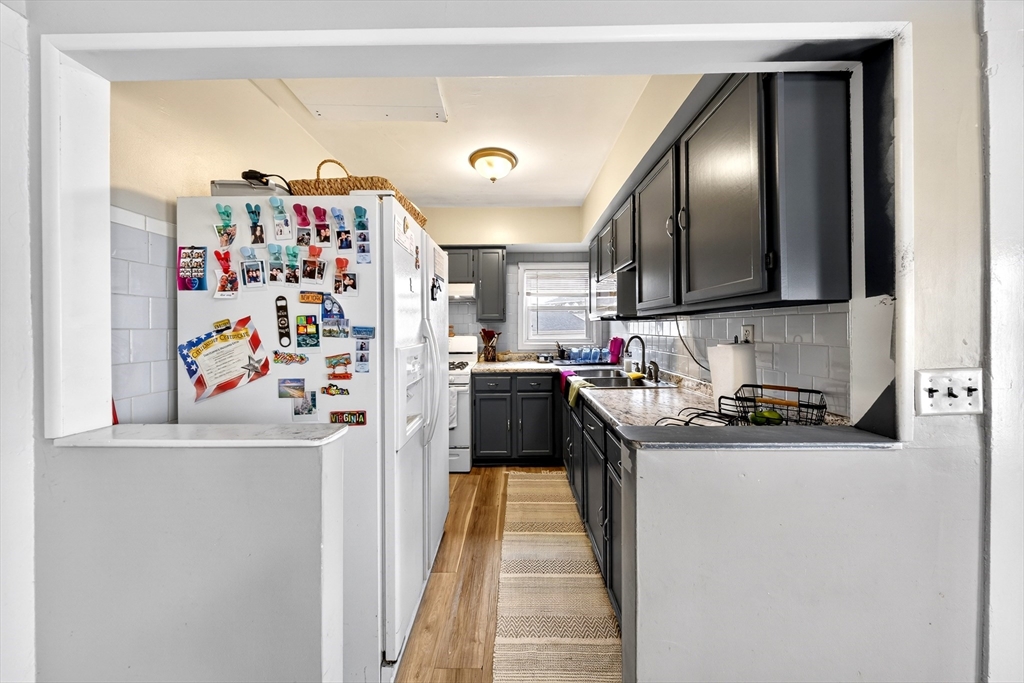 113 Dover Street Fall River, MA 02721 - Photo 6 of 31