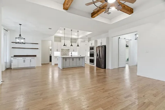 $585,000 | 120 Southern Court, Springtown, TX 76082