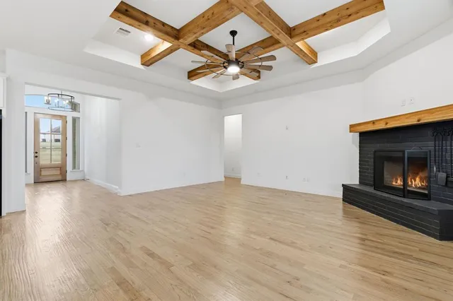 $585,000 | 120 Southern Court, Springtown, TX 76082