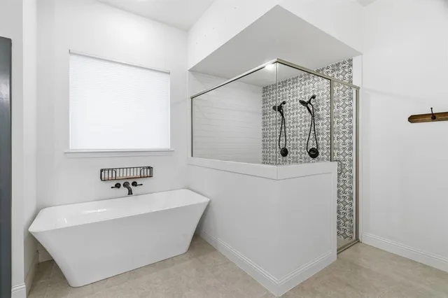 $585,000 | 120 Southern Court, Springtown, TX 76082