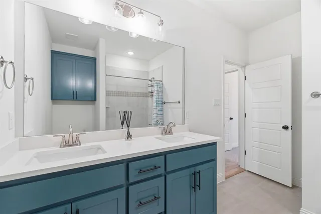 $585,000 | 120 Southern Court, Springtown, TX 76082